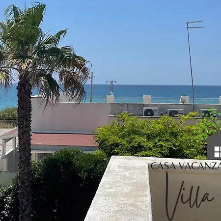 Irene Fronte Mare Campomarino Holiday home *